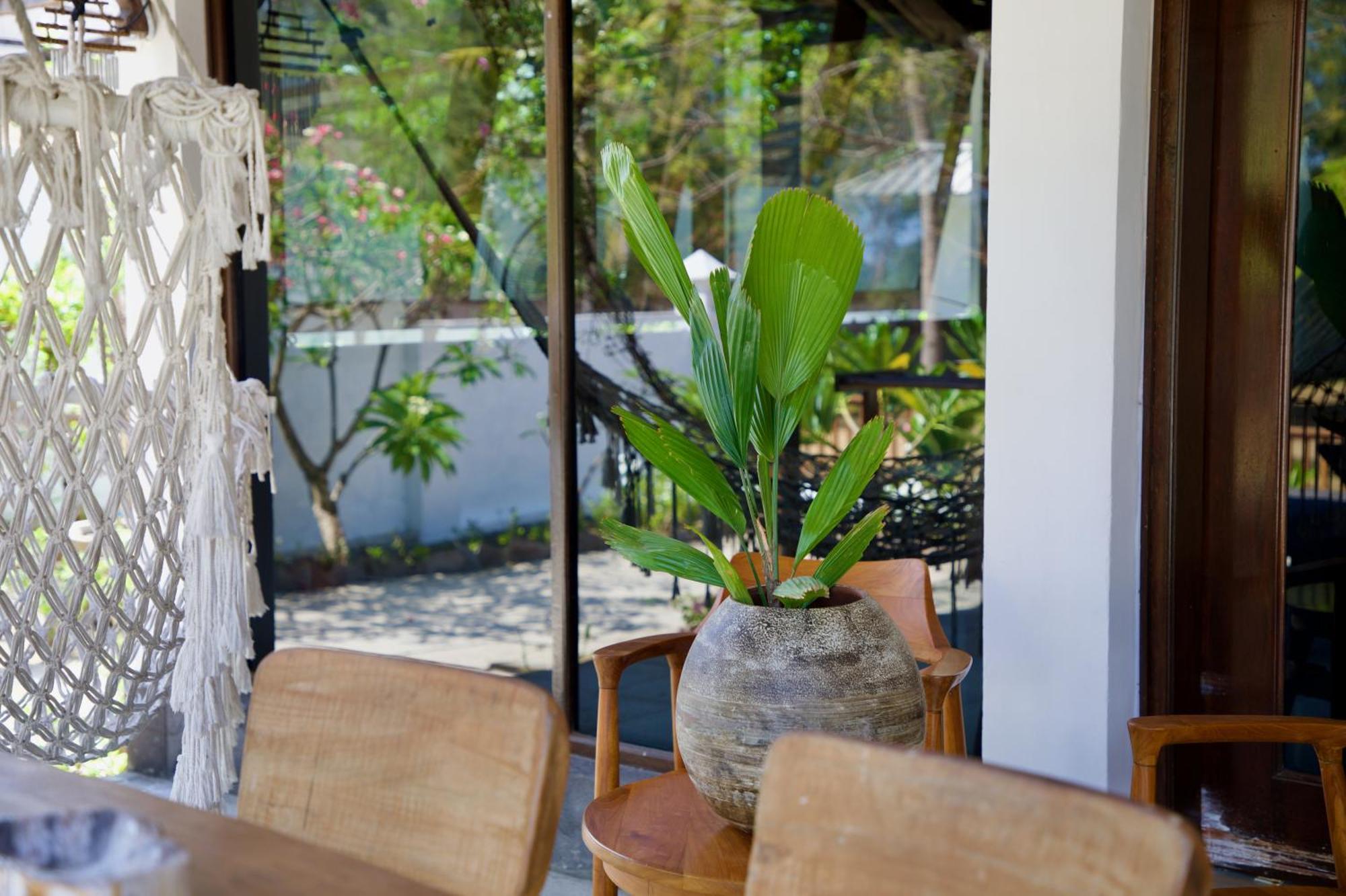 Villa Sunset Beach Τζίλι Τραγουανγκάν Εξωτερικό φωτογραφία