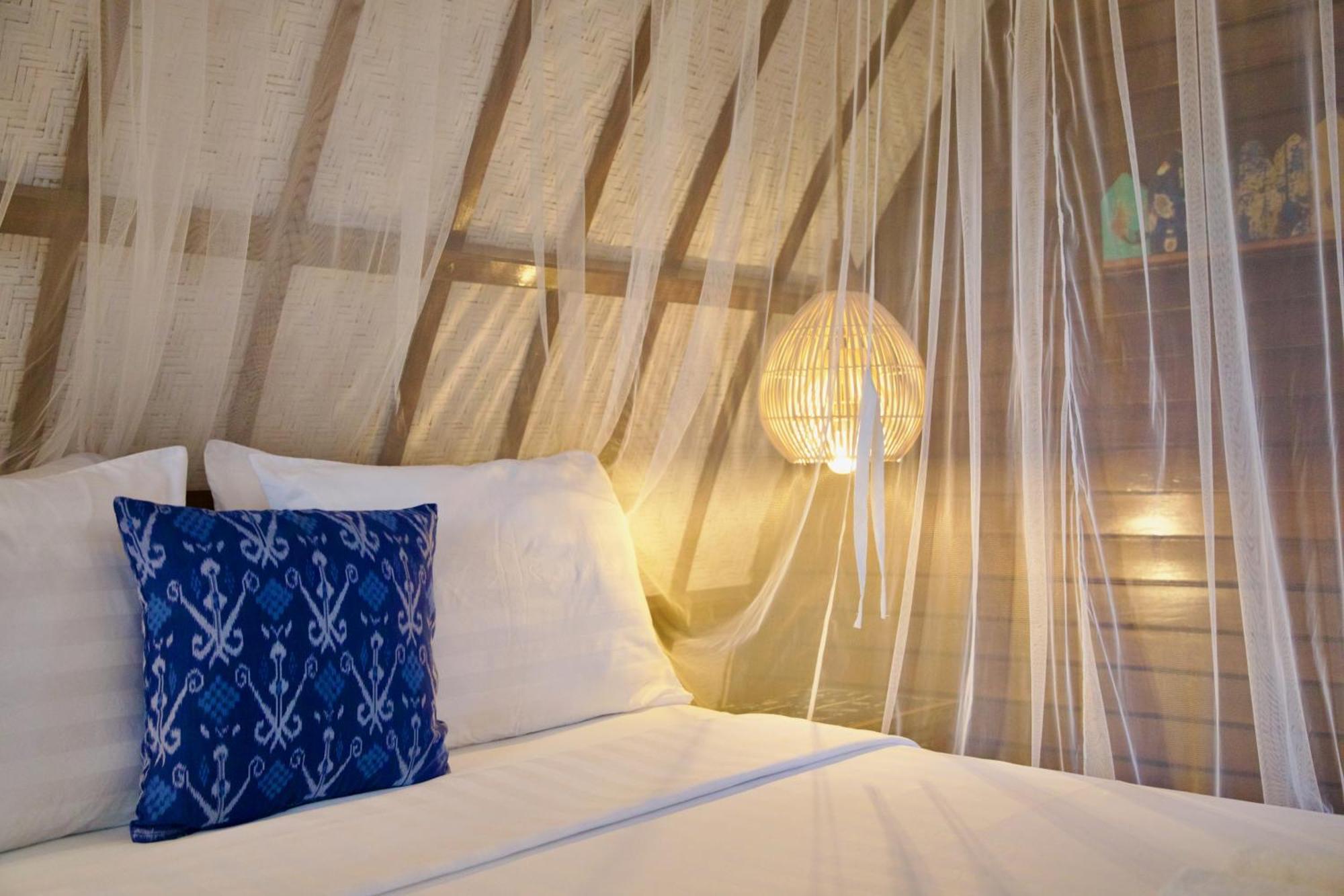 Villa Sunset Beach Τζίλι Τραγουανγκάν Εξωτερικό φωτογραφία
