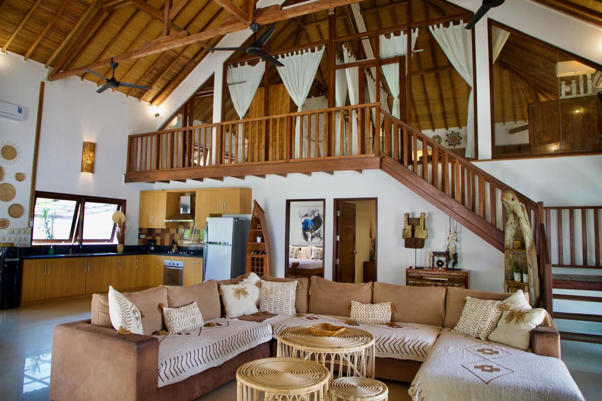 Villa Sunset Beach Τζίλι Τραγουανγκάν Εξωτερικό φωτογραφία